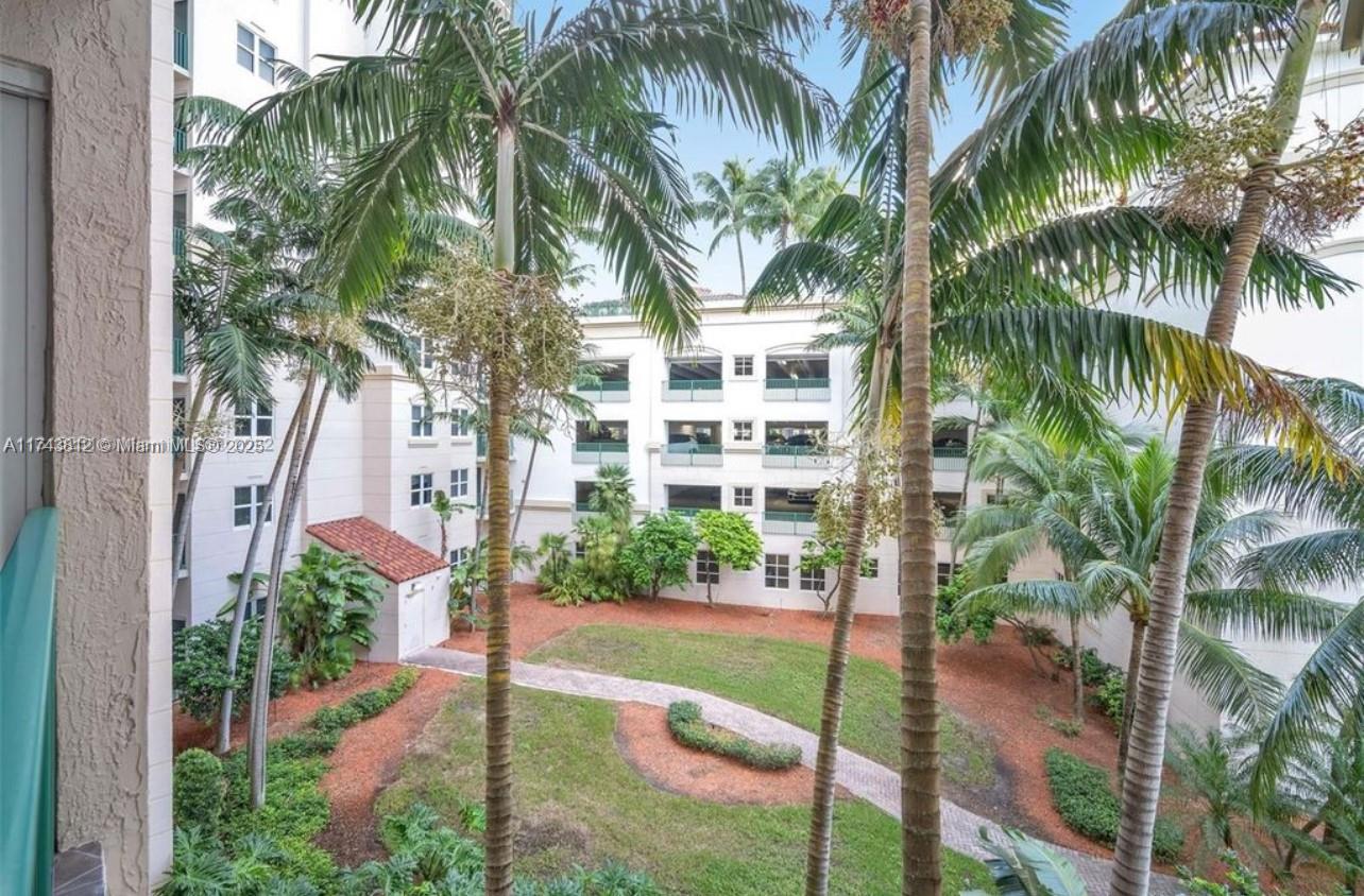 TURNBERRY VILLAGE SO TOWE - Residential