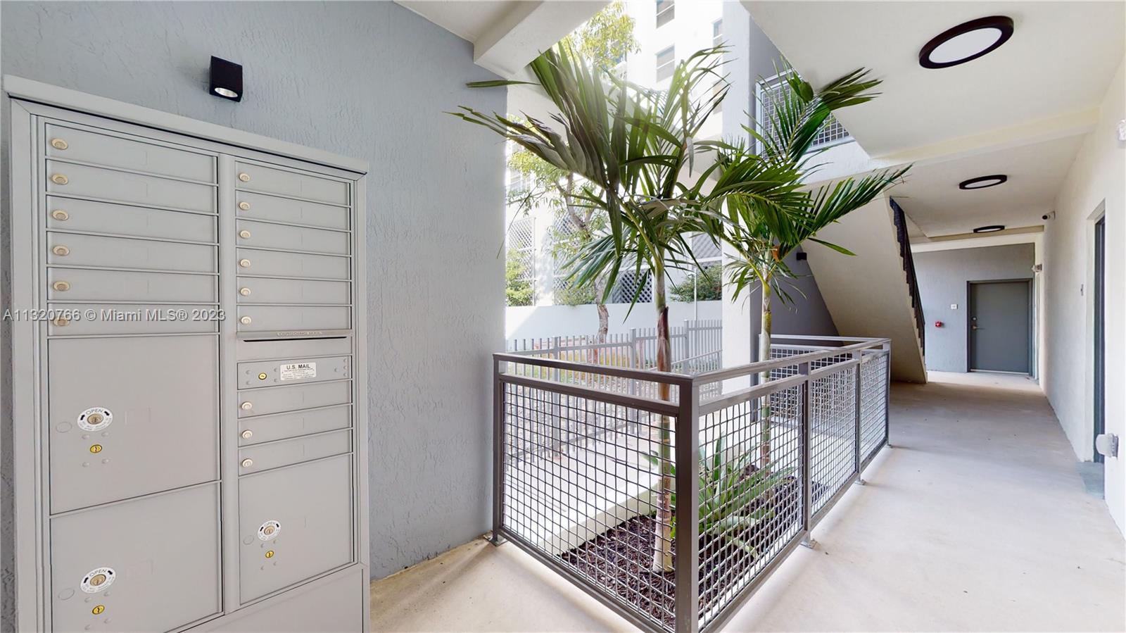 HIGHLAND PARK - Residential Lease