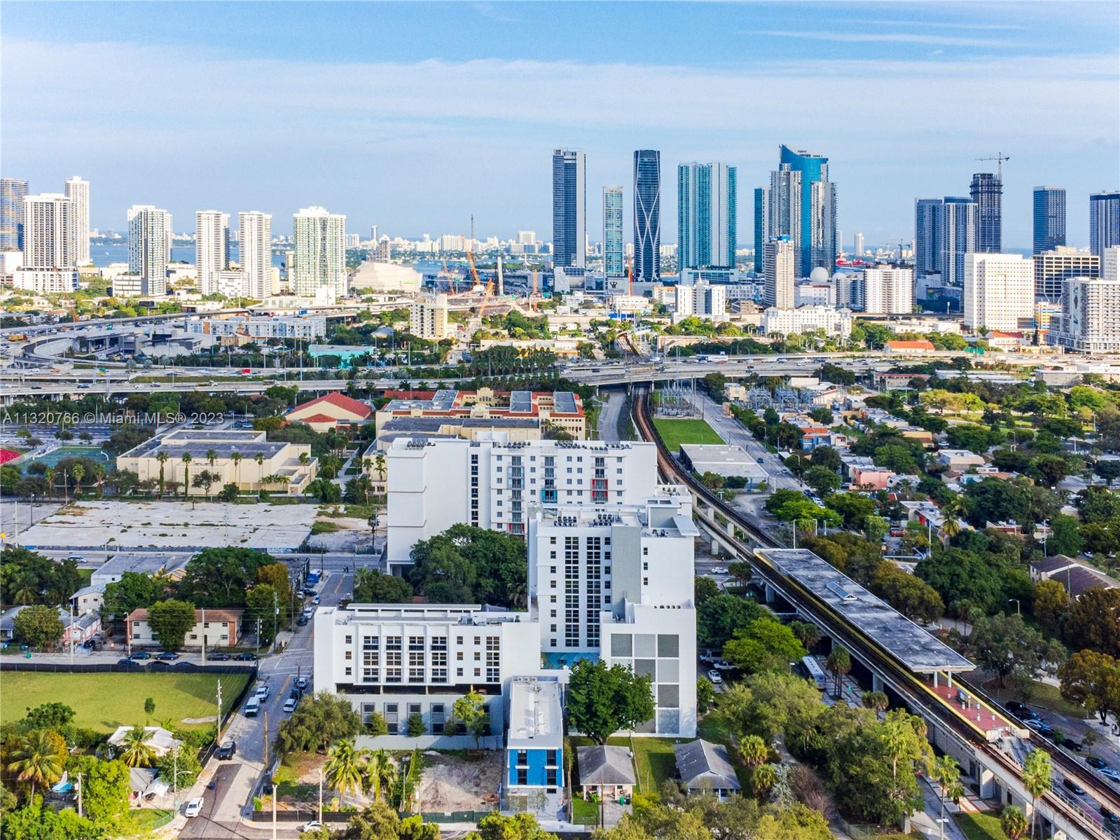 HIGHLAND PARK - Residential Lease