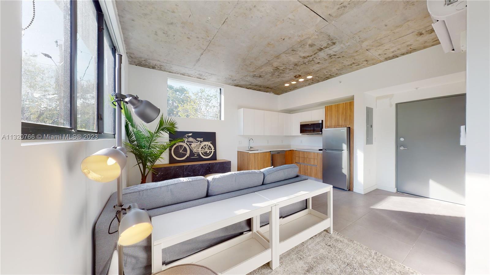 HIGHLAND PARK - Residential Lease