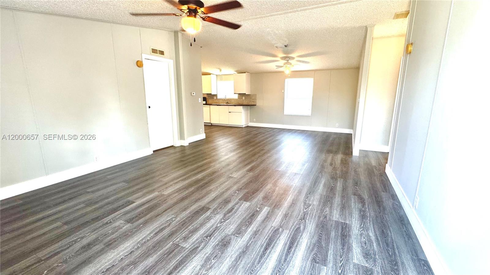 COCOWALK ESTATES - Residential Lease