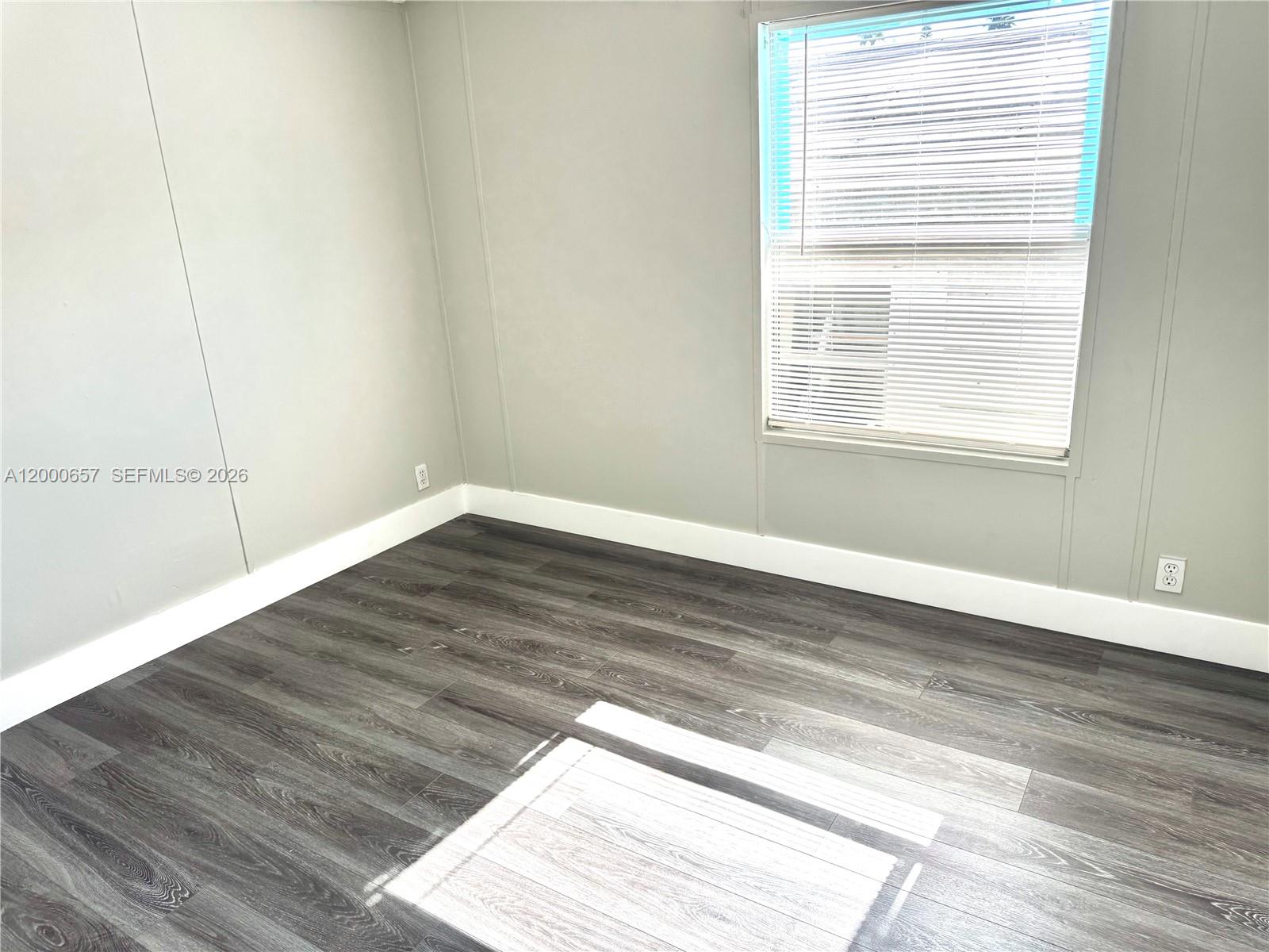 COCOWALK ESTATES - Residential Lease