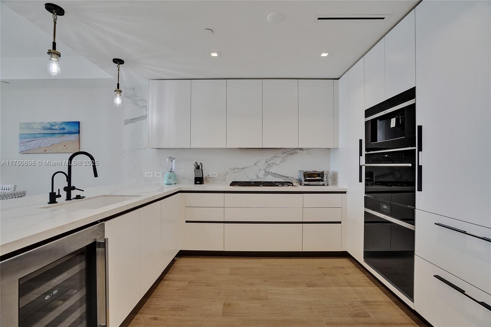 1116 N Ocean Blvd 403