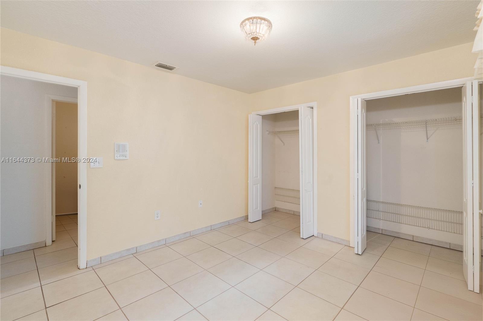 UNIVERSITY PARK WEST SEC - Residential