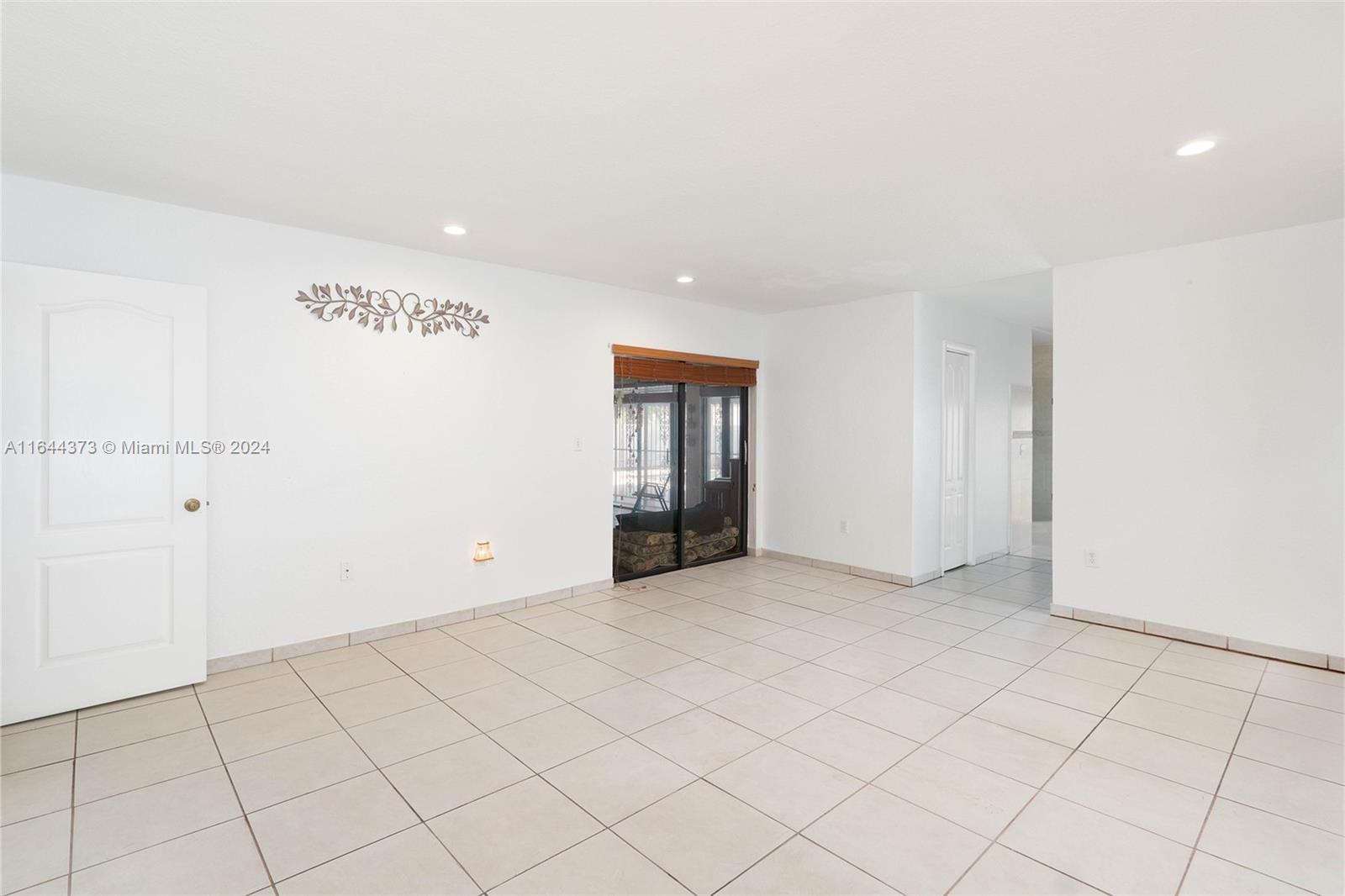 UNIVERSITY PARK WEST SEC - Residential