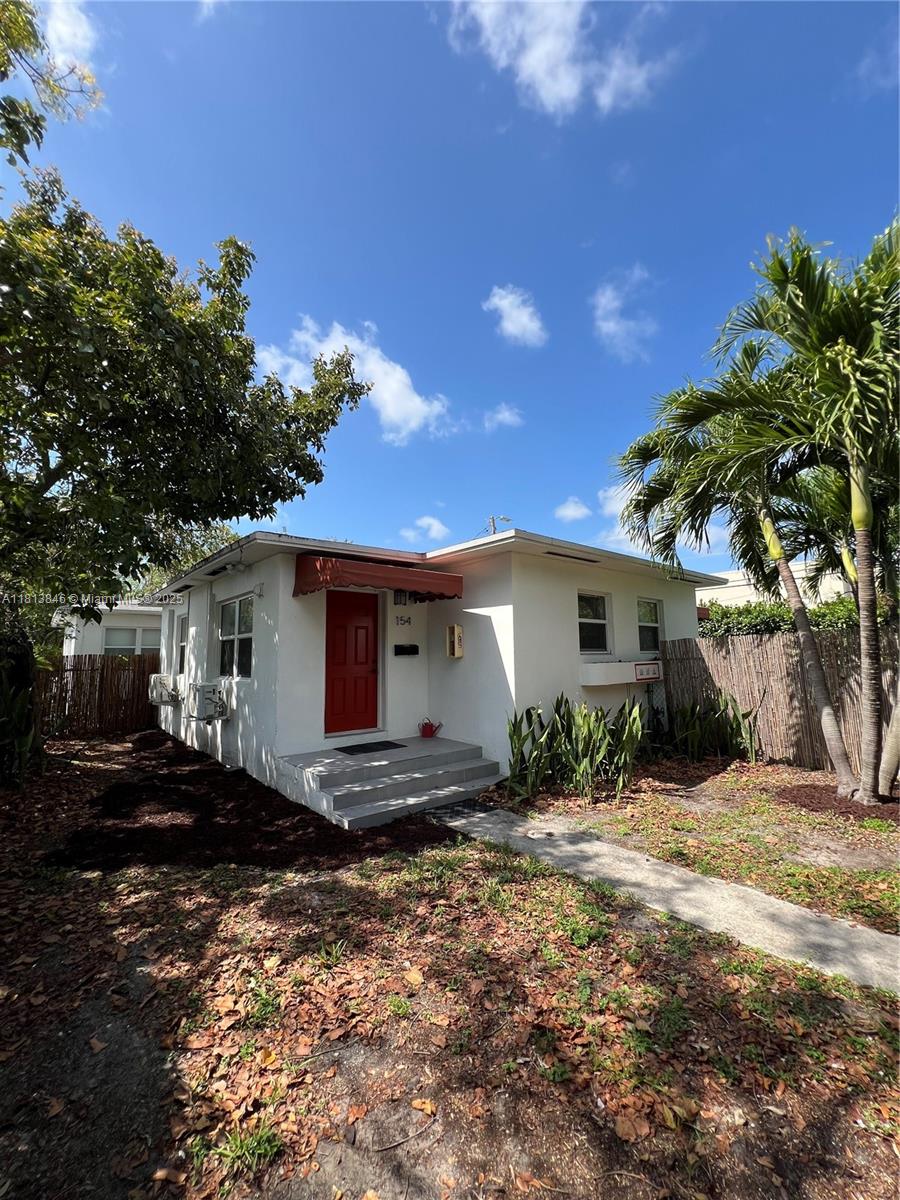 DIXIE HIGHWAY TRACK - Residential Lease