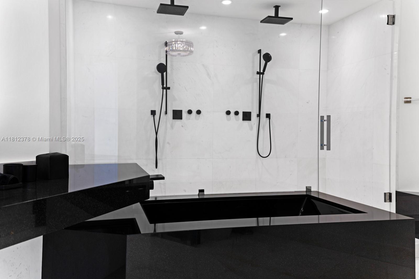 18555 COLLINS AVENUE COND - Residential Lease