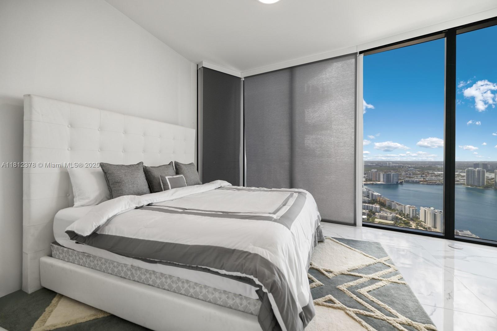 18555 COLLINS AVENUE COND - Residential Lease