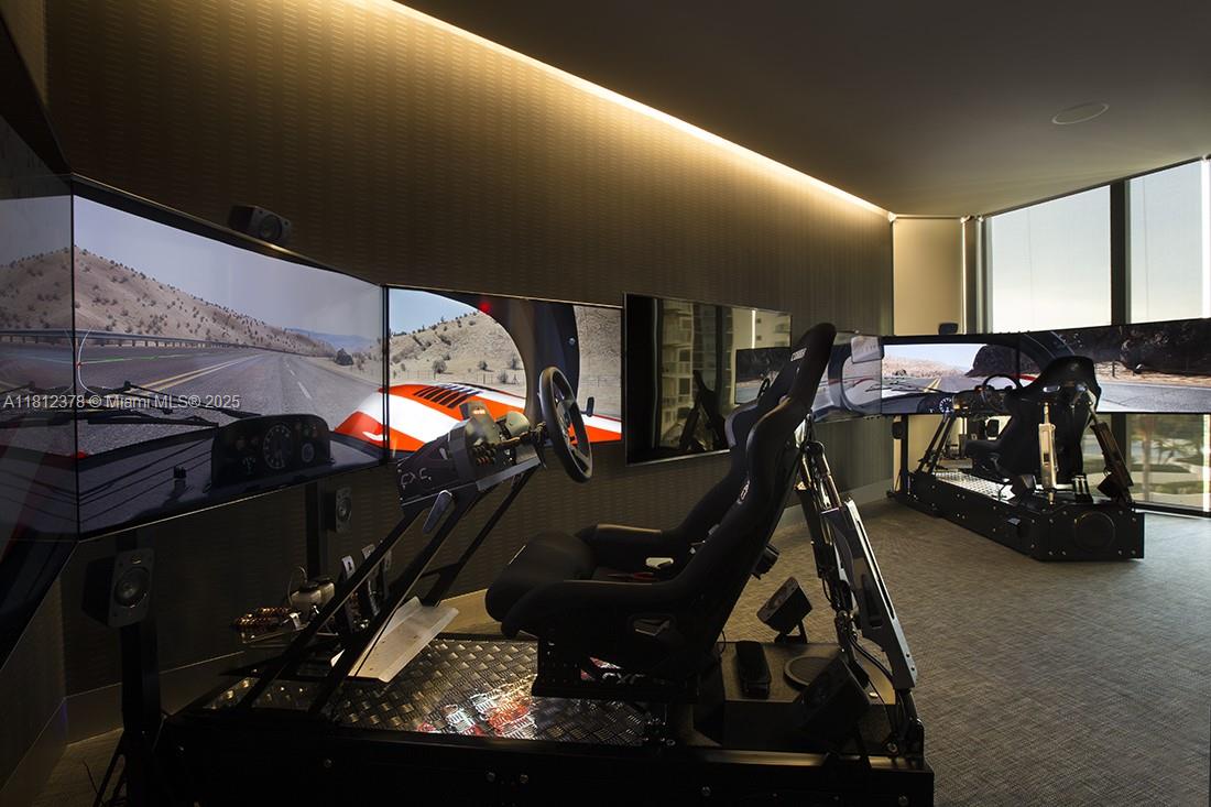 18555 COLLINS AVENUE COND - Residential Lease