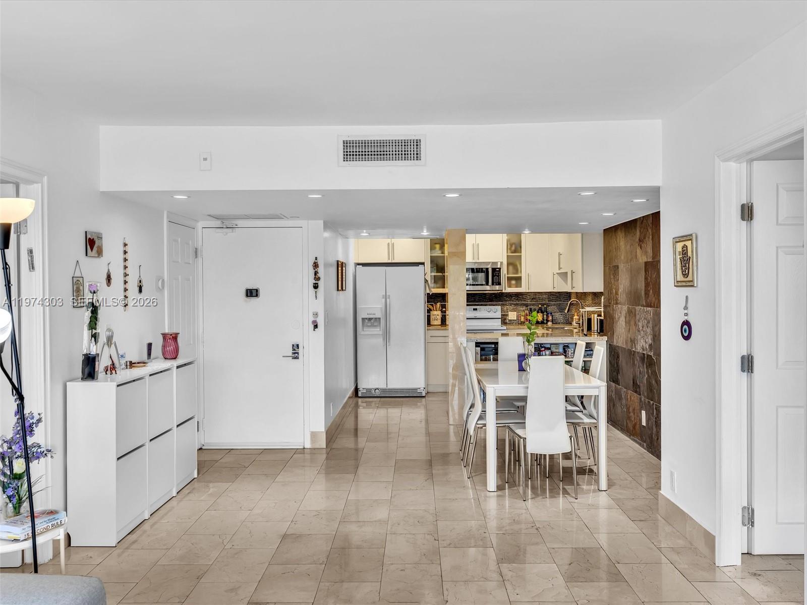 CORONADO CONDO- TOWER II - Residential