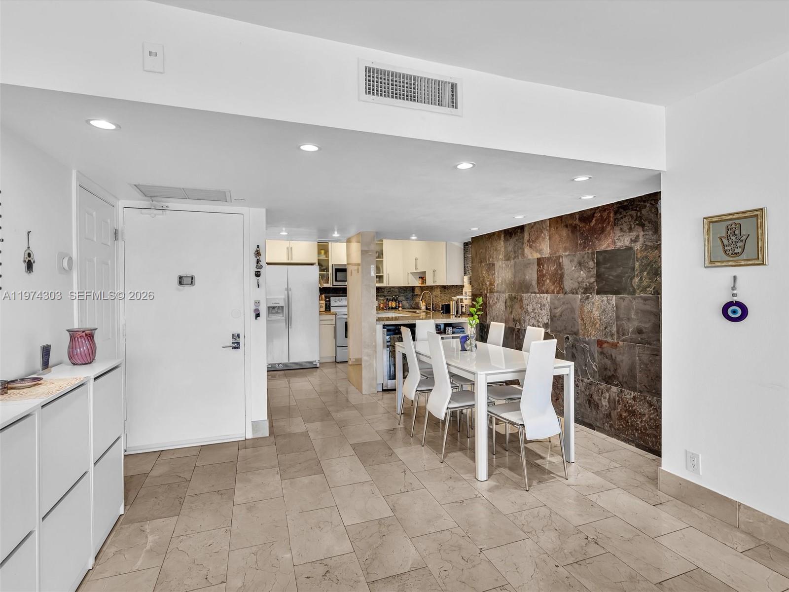 CORONADO CONDO- TOWER II - Residential