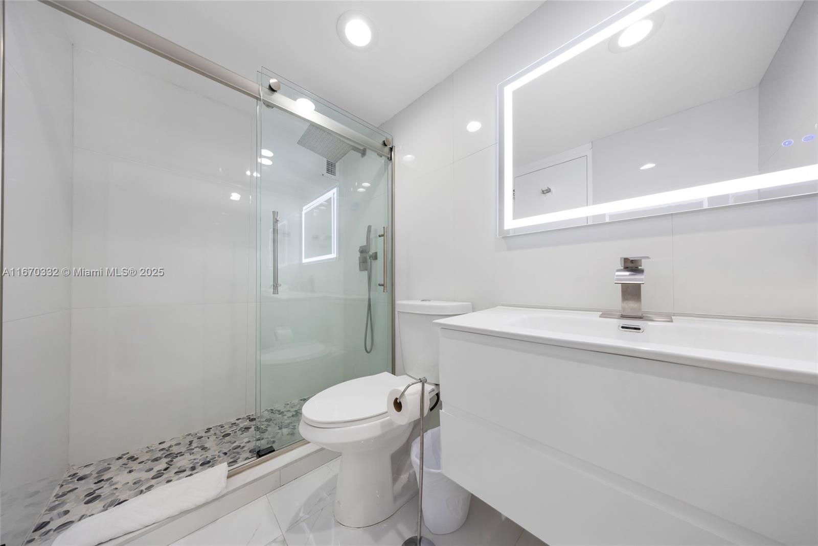 TIDES ON HOLLYWOOD BEACH - Residential