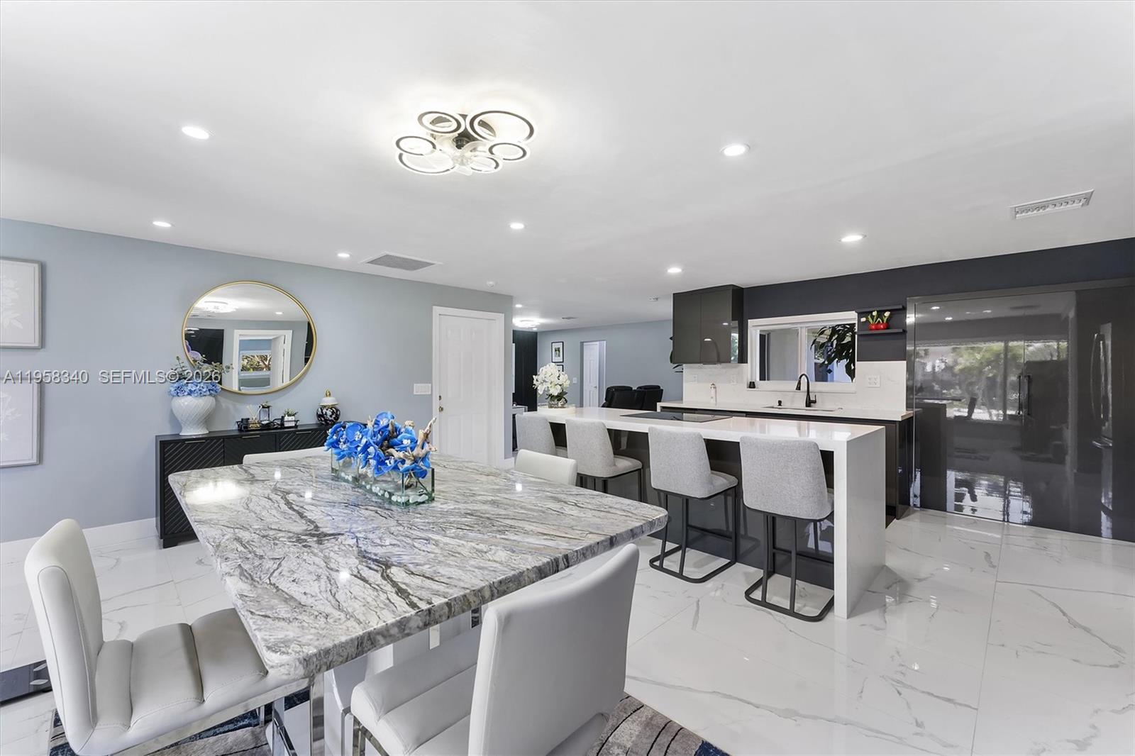 THE DELLS - Residential