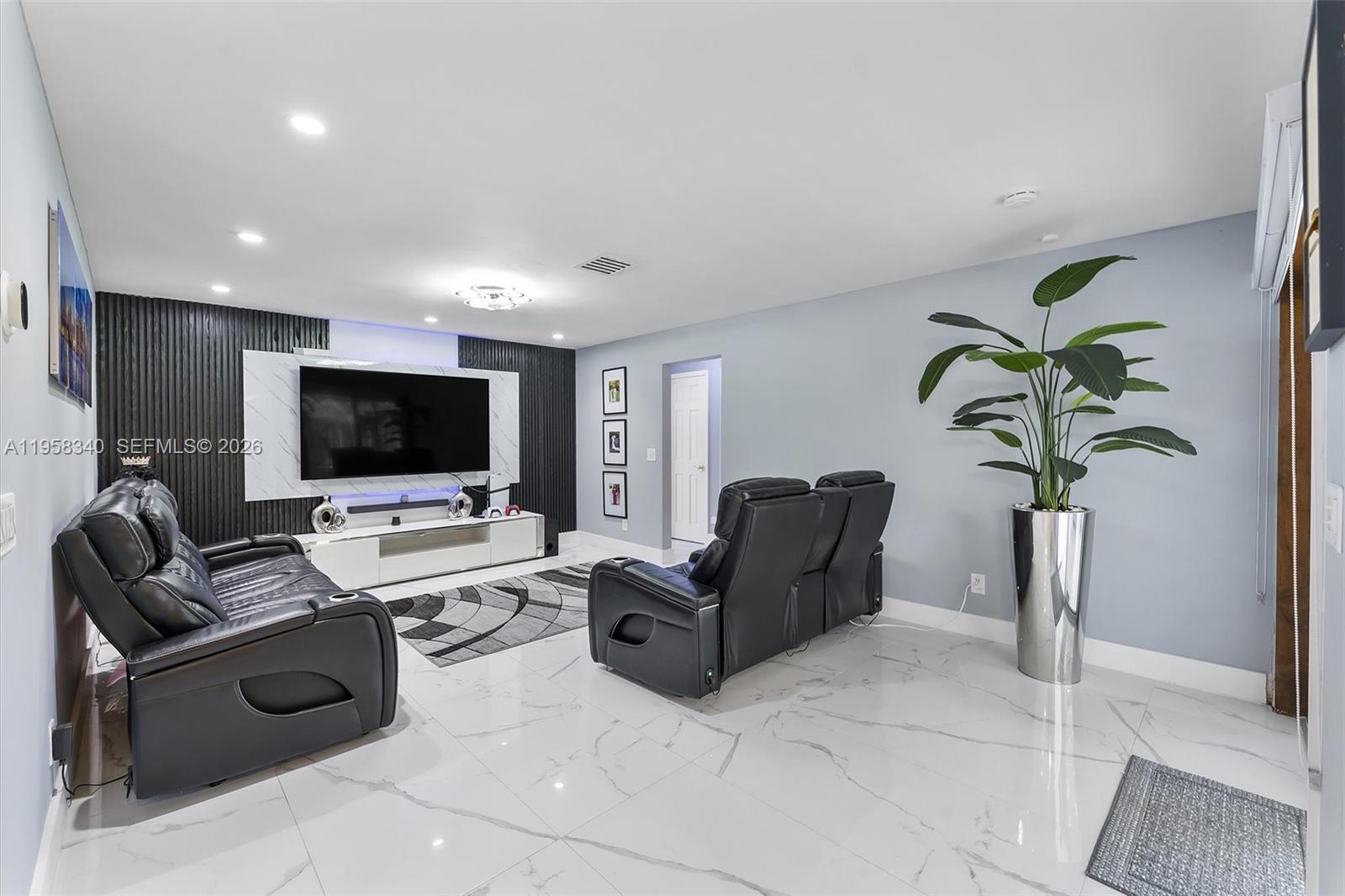 THE DELLS - Residential