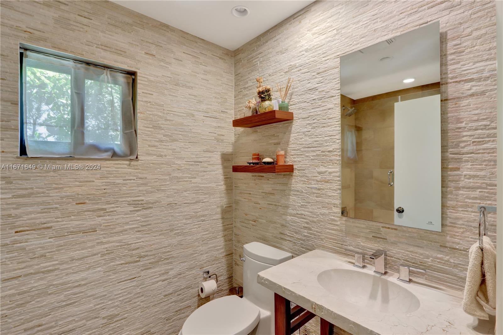 BISCAYNE KEY ESTATES - Residential