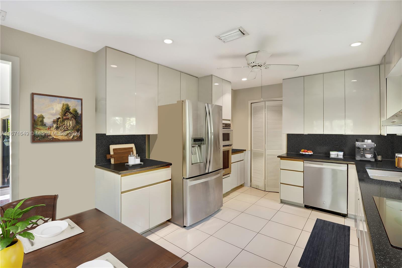 BISCAYNE KEY ESTATES - Residential