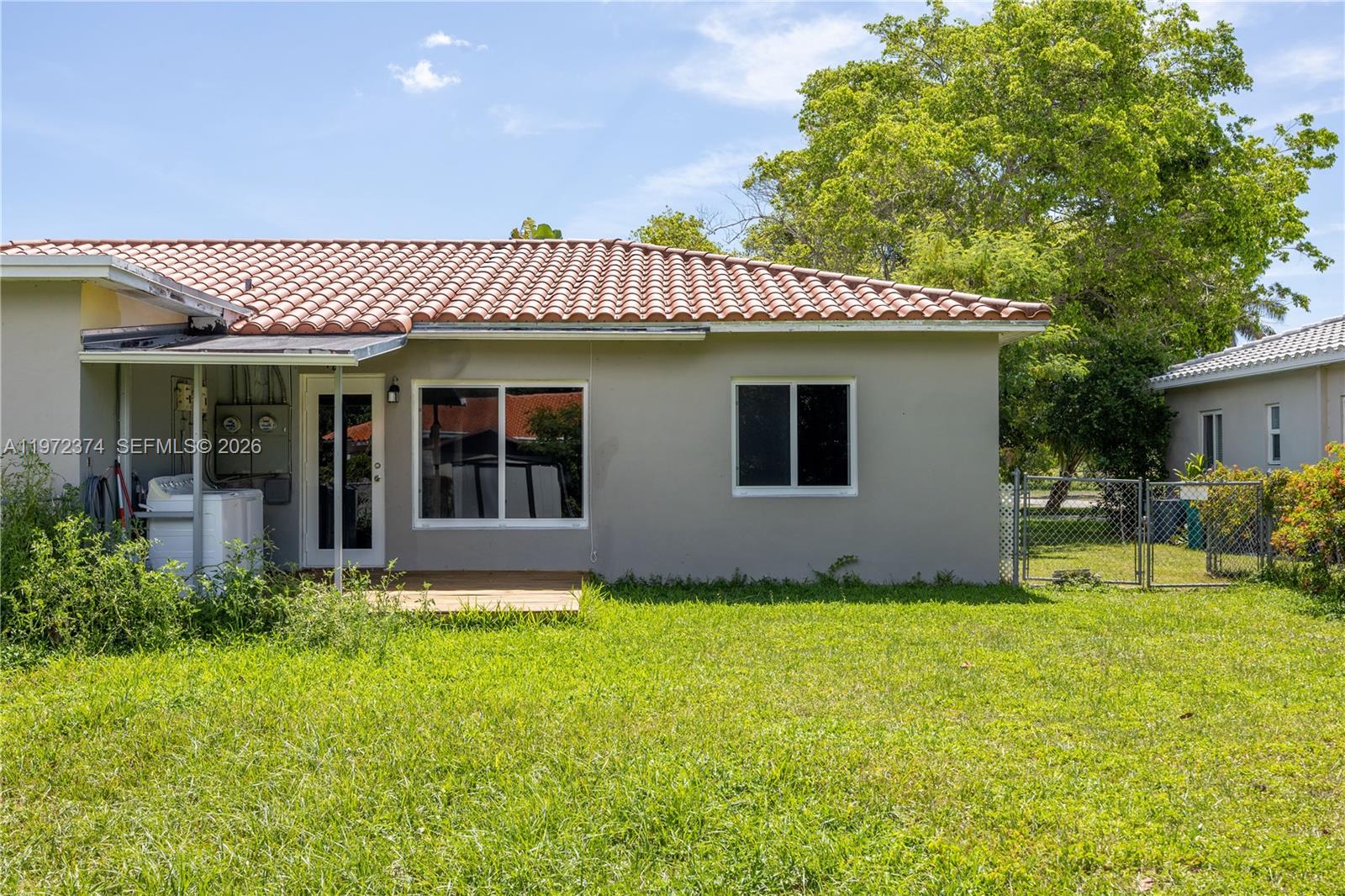 RICHARDS MIAMI SHORES - Residential Income