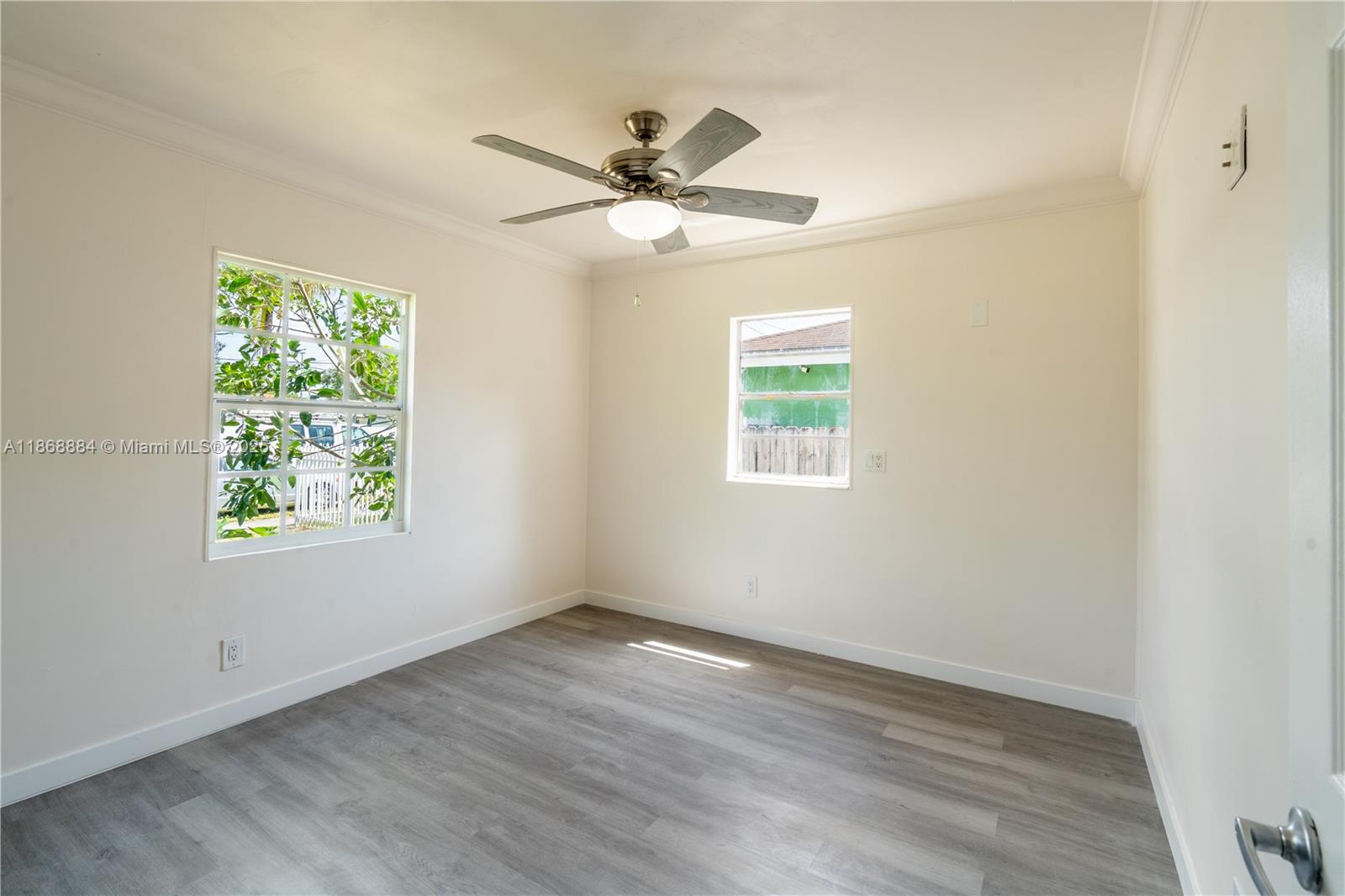 ELEANOR PARK - Residential