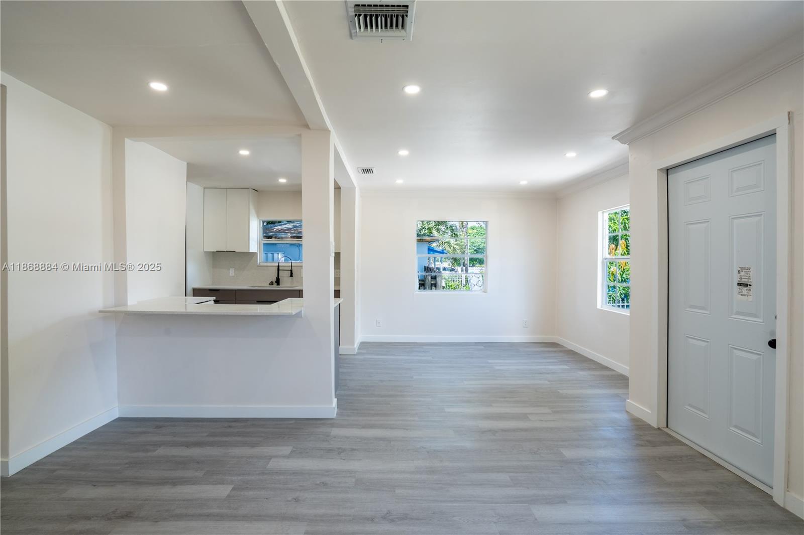 ELEANOR PARK - Residential