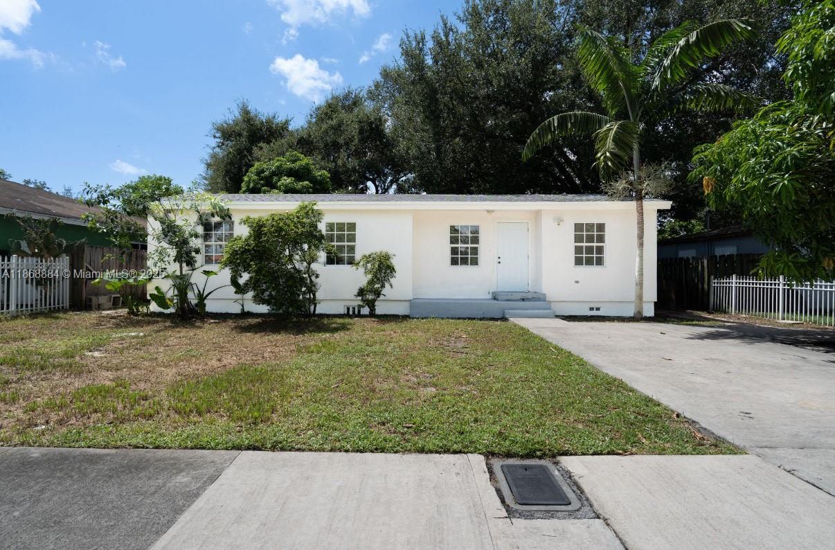 Step into comfort and convenience with this beautifully updated home in a desirable Miami neighborhood. Featuring spacious living areas, modern finishes, and a functional layout, this property is perfect for both everyday living and entertaining. The large backyard offers plenty of room for gatherings, gardening, or creating your own private retreat.
All Information deemed reliable but not guaranteed. Buyer to verify