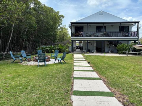 Photo of 34 Atlantic Drive, Marathon, FL 33037 (MLS # A12006854)