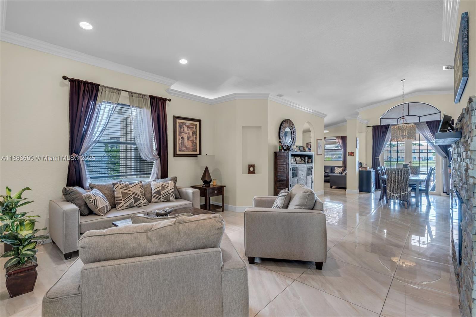 MIRAMAR PATIO HOMES - Residential