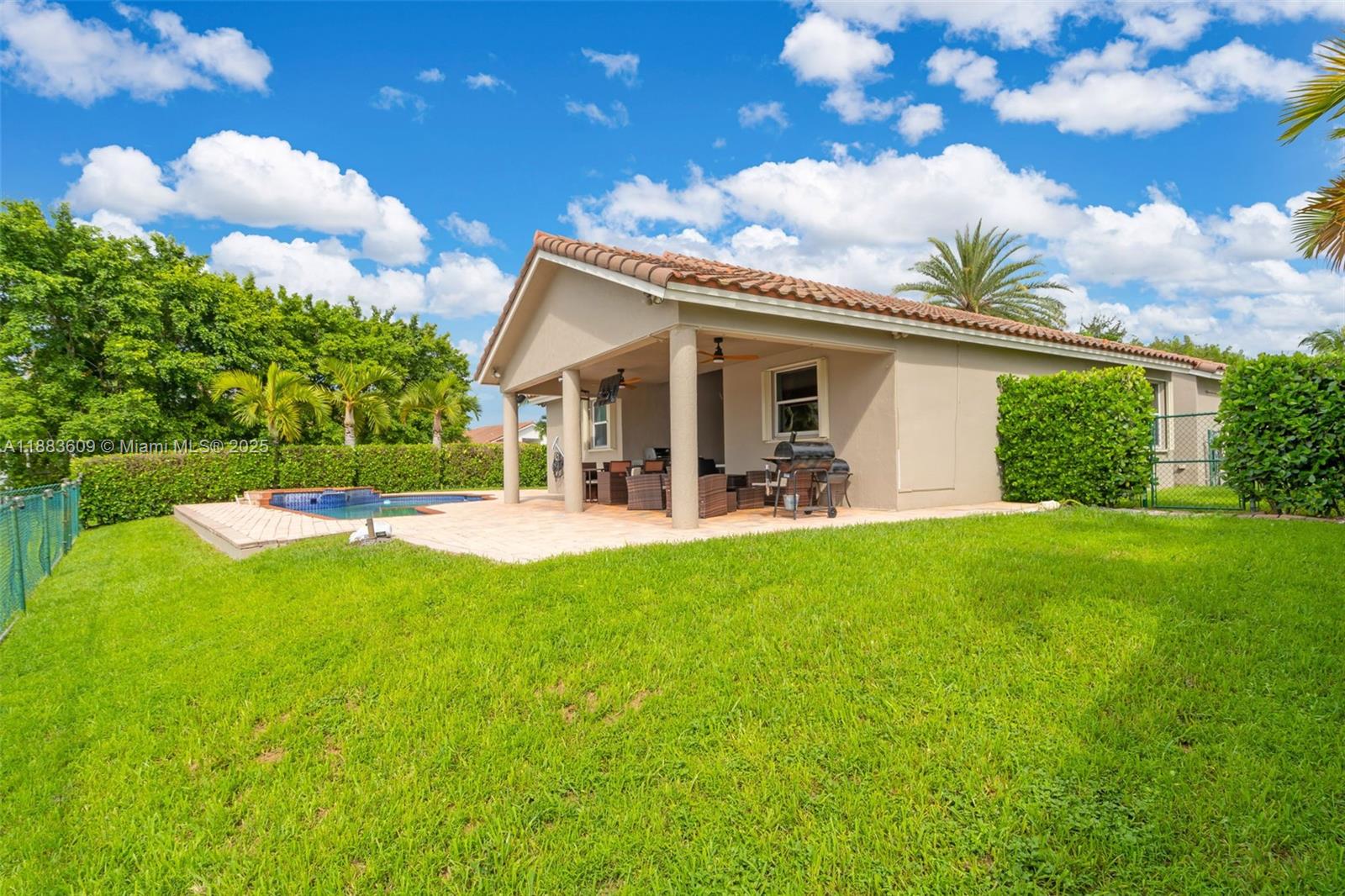 MIRAMAR PATIO HOMES - Residential