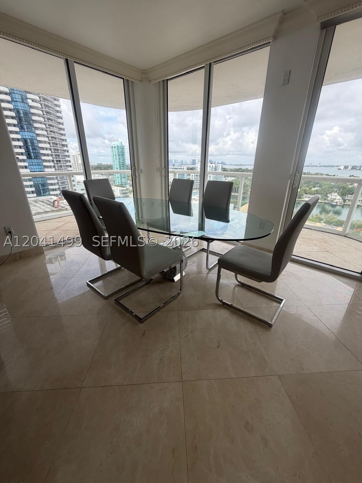 6365 Collins Ave 1707