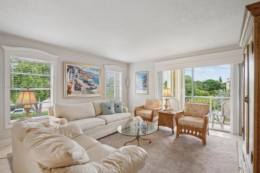 Discover your dream coastal retreat in Boca Raton, across the street from the most beautiful beaches in east Florida. This fully furnished 2-bedroom, 2-bathroom corner condo offers tranquil beachside living, with bright and spacious interiors. Enjoy the coastal breeze from two private balconies facing north and west. The unit features tile flooring throughout and hurricane shutters on all sliding doors and windows for added safety. The vibrant community includes a large heated pool, clubhouse, BBQ areas, and tennis courts. All-ages welcome.
Landlord will consider renting for $7 months at a rate of $4,600