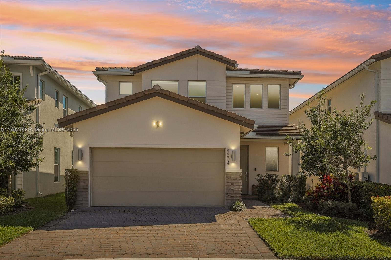Property for Sale at 4204 Veleiros Ave, Deerfield Beach, Broward County, Florida - Bedrooms: 3 
Bathrooms: 3  - $729,900