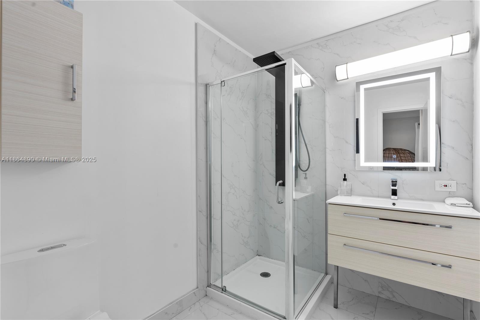 KEYSTONE ISLANDS - Residential