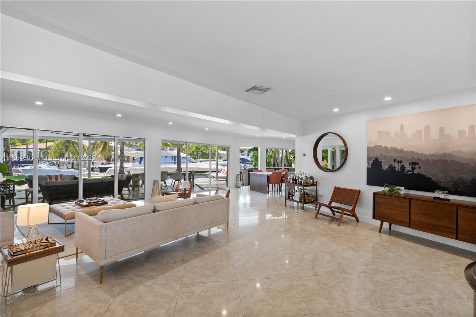 KEYSTONE ISLANDS - Residential