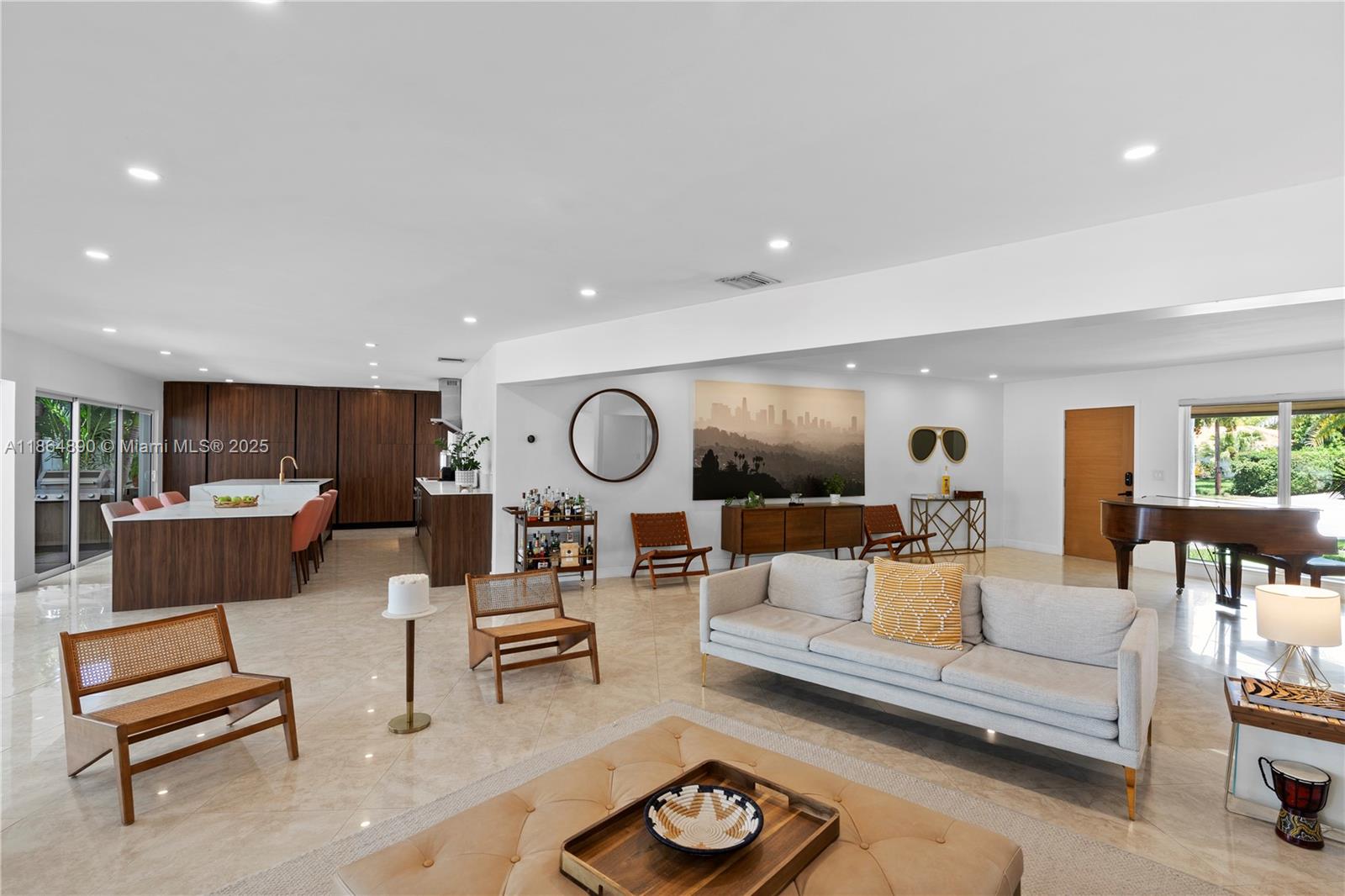 KEYSTONE ISLANDS - Residential