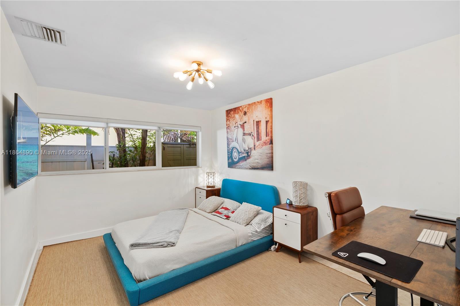 KEYSTONE ISLANDS - Residential