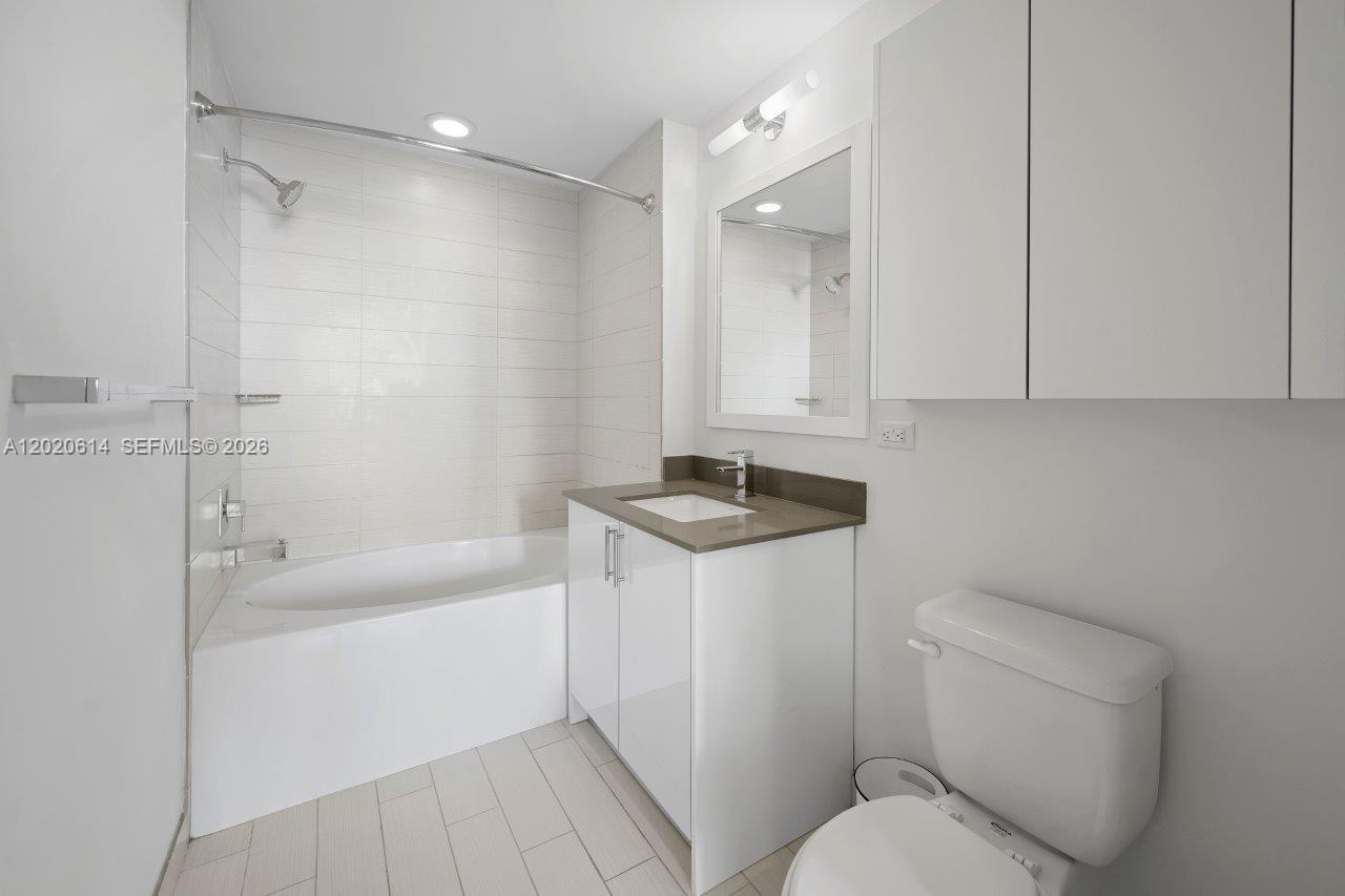 NINE AT MARY BRICKELL VIL - Residential