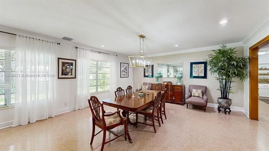 Coral Gables, Florida 33134, United States, 6 Bedrooms Bedrooms, ,5 BathroomsBathrooms,Residential,Active,161158