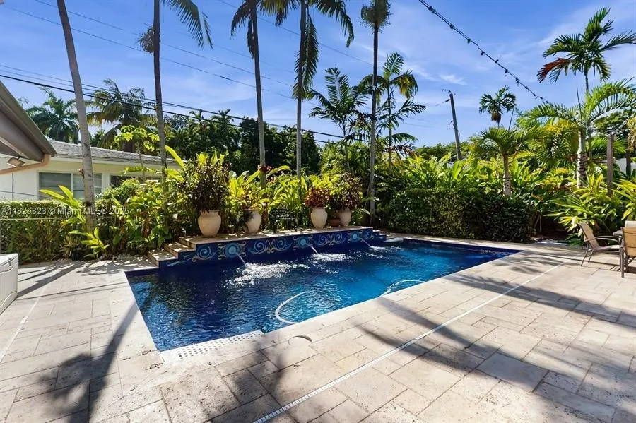 Coral Gables, Florida 33134, United States, 6 Bedrooms Bedrooms, ,5 BathroomsBathrooms,Residential,Active,161158