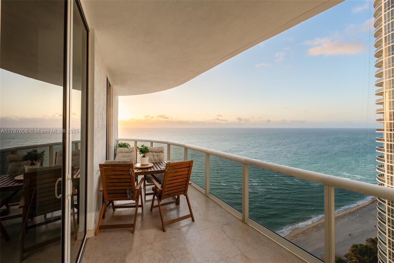 15901 Collins Ave 2502