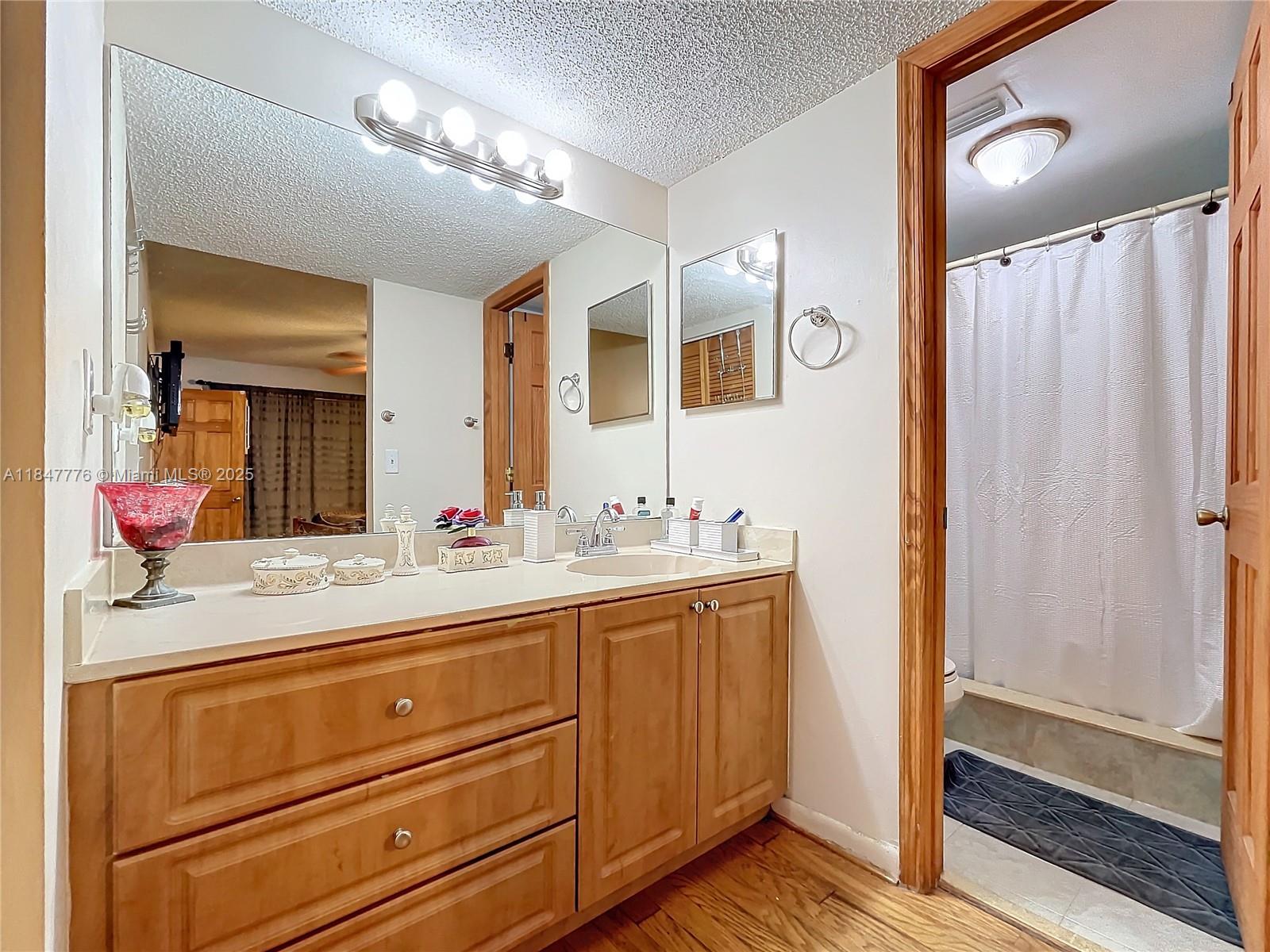 PIERPOINTE ONE CONDO II - Residential