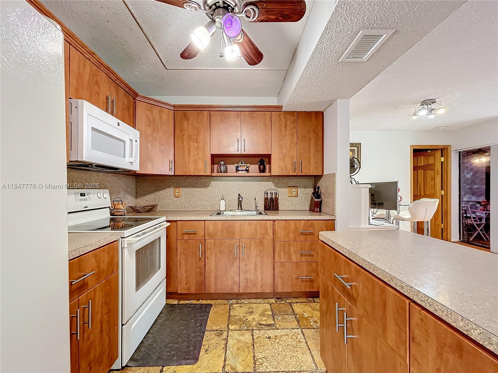 PIERPOINTE ONE CONDO II - Residential