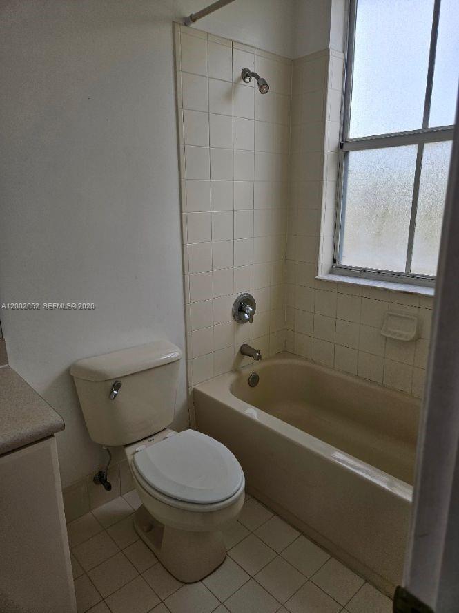 SHOMA TOWNHOMES AT ROYAL - Residential