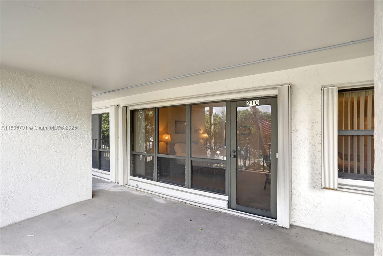 HAMPTON BEACH CLUB CONDO - Residential