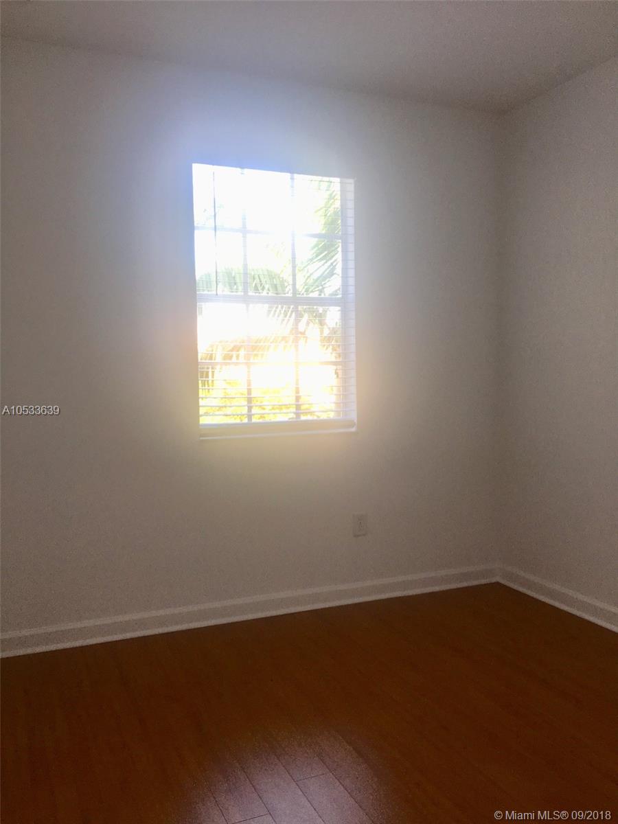 LAKES BY THE BAY GEE - Residential