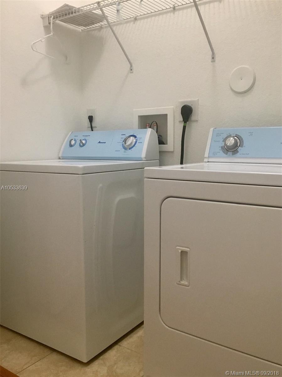 LAKES BY THE BAY GEE - Residential