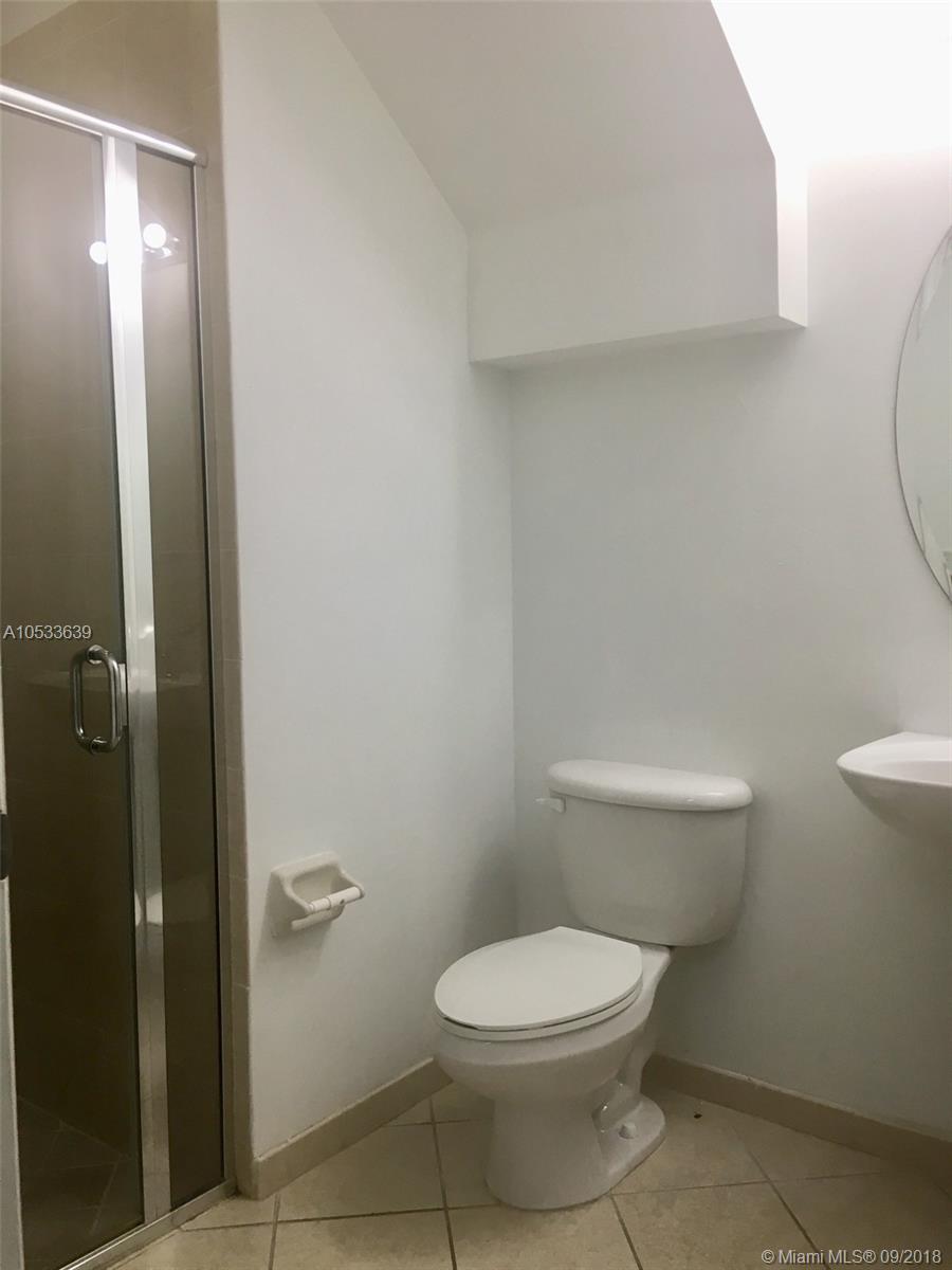 LAKES BY THE BAY GEE - Residential