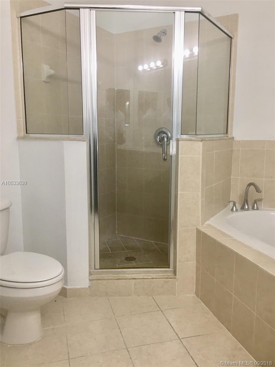 LAKES BY THE BAY GEE - Residential