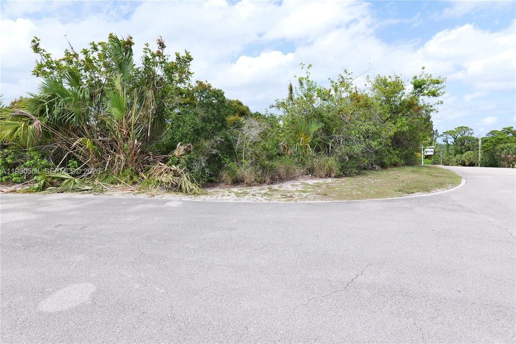 Photo of 9701-B SE Water St, Hobe Sound, FL 33455 (MLS # A11980504)