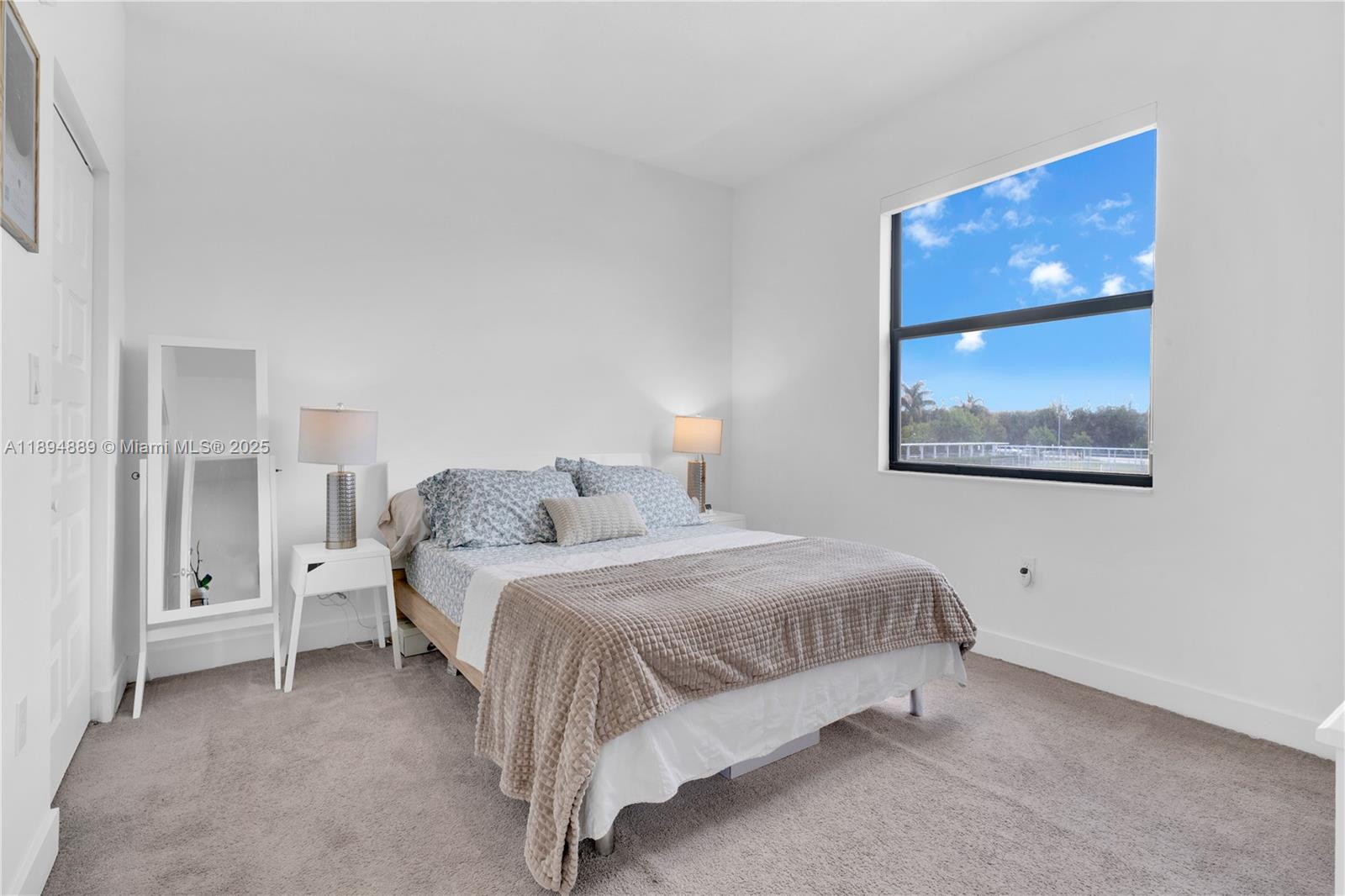 APEX AT PARK CENTRAL COND - Residential
