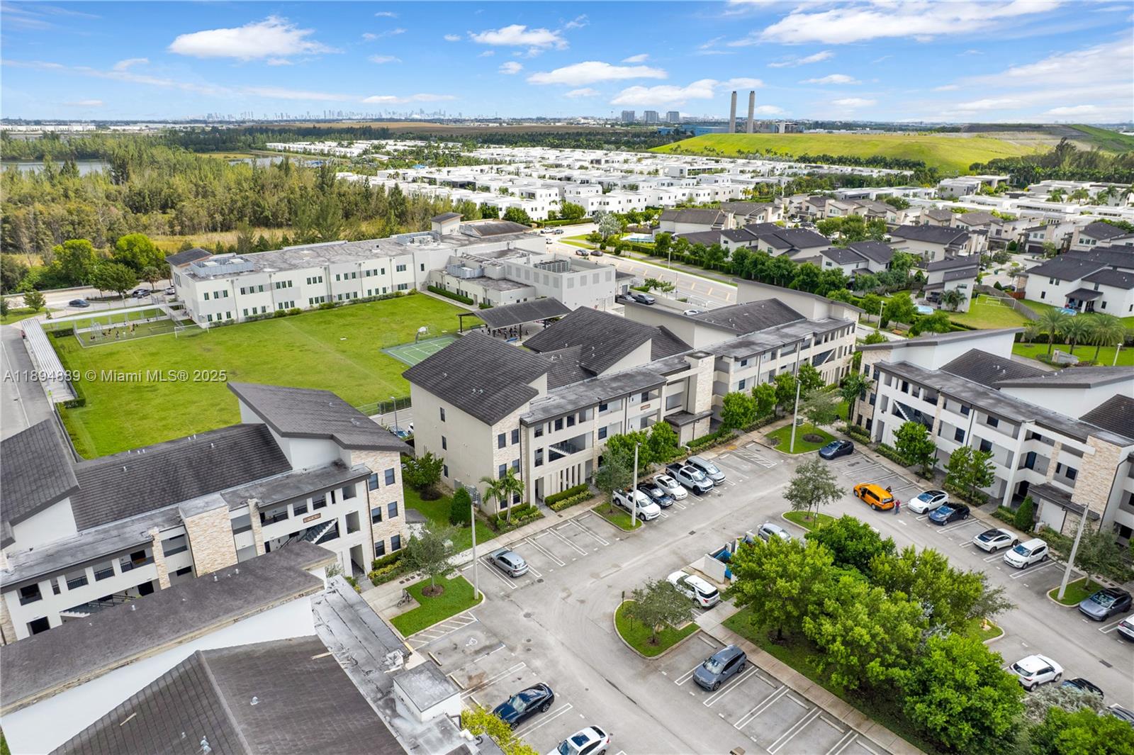APEX AT PARK CENTRAL COND - Residential