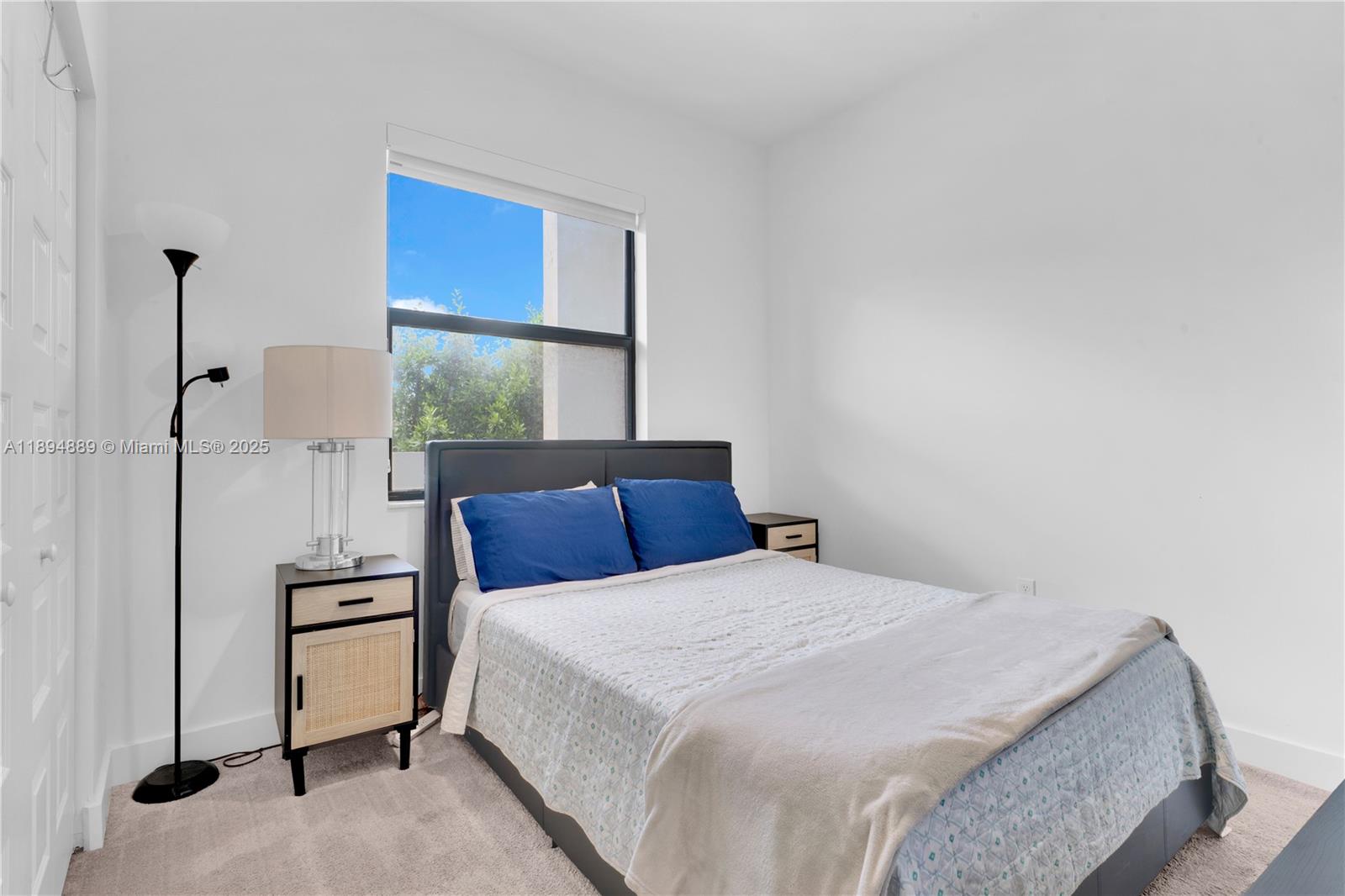 APEX AT PARK CENTRAL COND - Residential